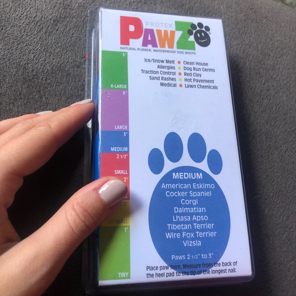 Pawz Dog Boots Medium M NWOT